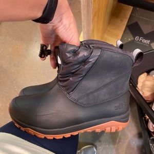 Northface Yukonia Boots